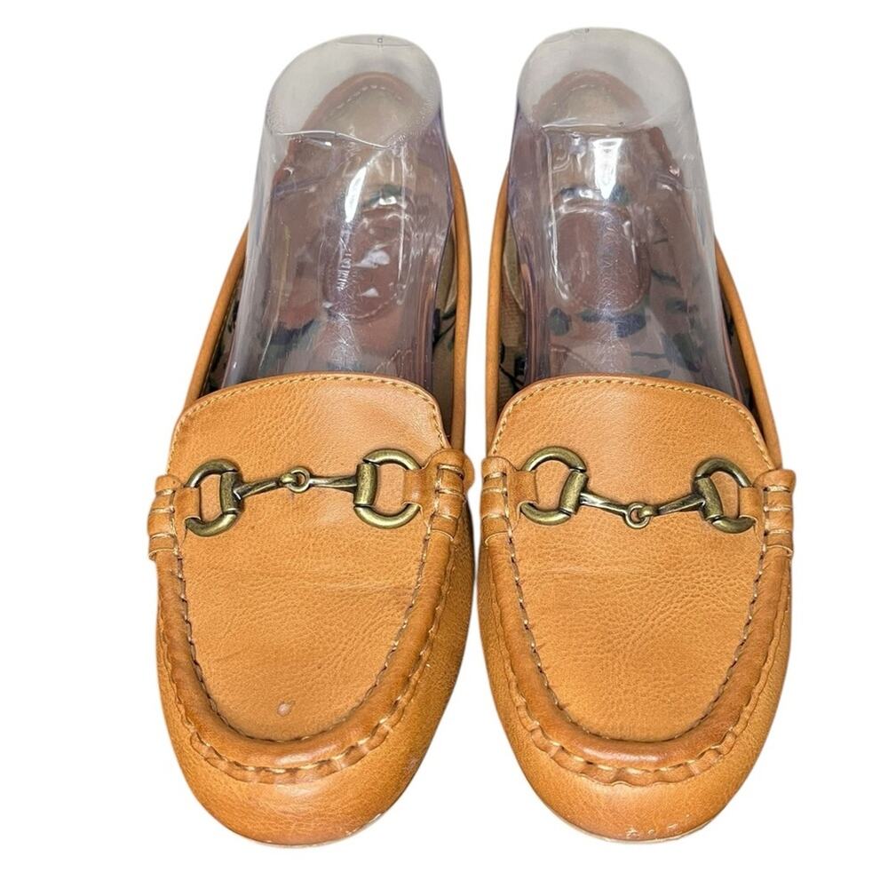 b. O. C. Tan Soft Leather-Like Driving‎ Loafers Shoes Women's Size 8